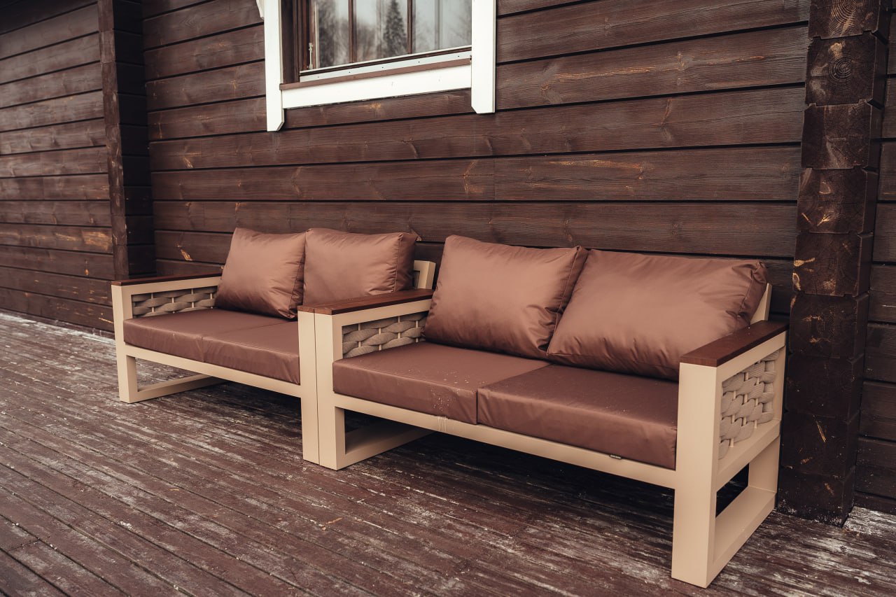 Журнальные столы МЕДИСОН WOOD в интерьере Bear's Lounge